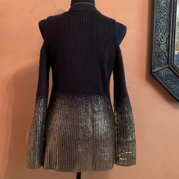 Cold-shoulder black and gold sweater by DESIGN HISTORY - Picture 6 of 12